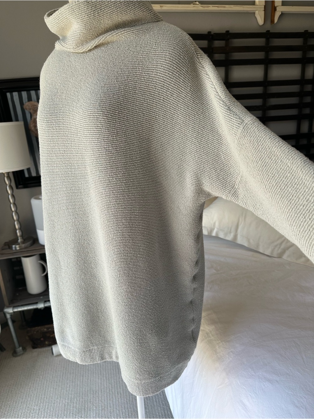 Free People gray funnel neck ribbed sweater, size large - Picture 3 of 13